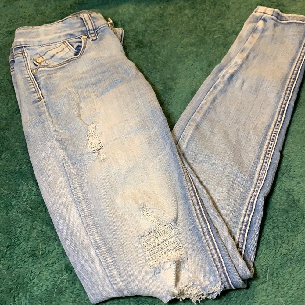 Anklet jeans.